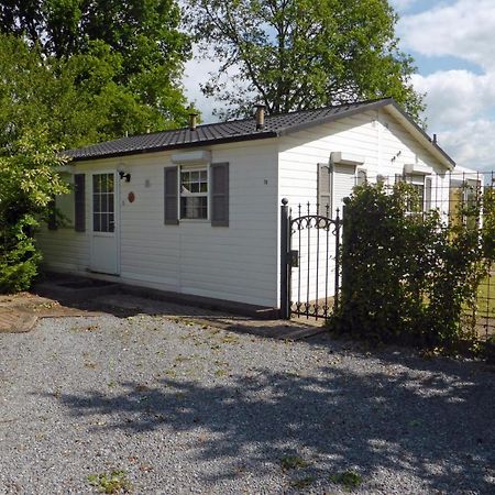 אויסטרוויק Vakantiehuis Appelvink, Toplocatie In Bosrijke Omgeving מראה חיצוני תמונה