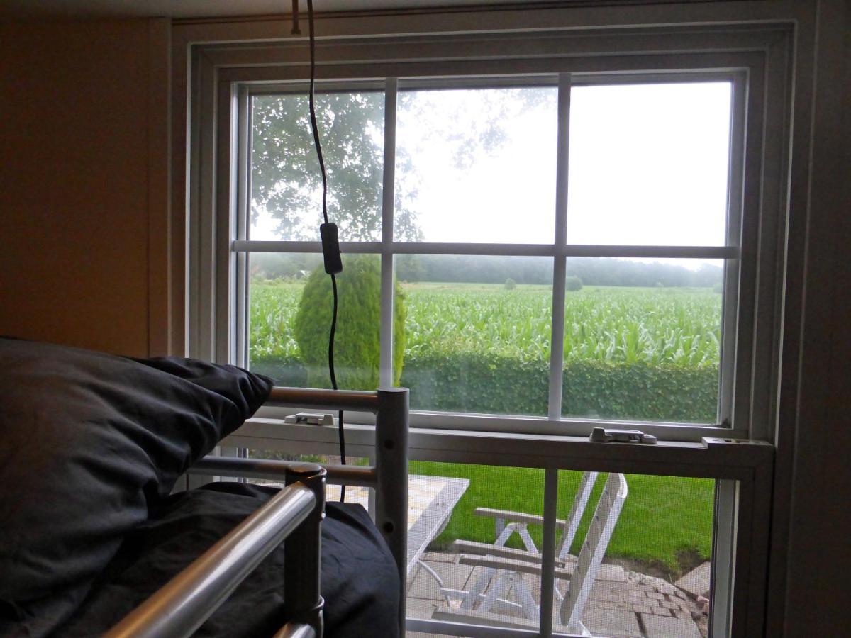 אויסטרוויק Vakantiehuis Appelvink, Toplocatie In Bosrijke Omgeving מראה חיצוני תמונה