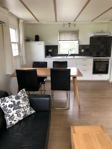אויסטרוויק Vakantiehuis Appelvink, Toplocatie In Bosrijke Omgeving מראה חיצוני תמונה